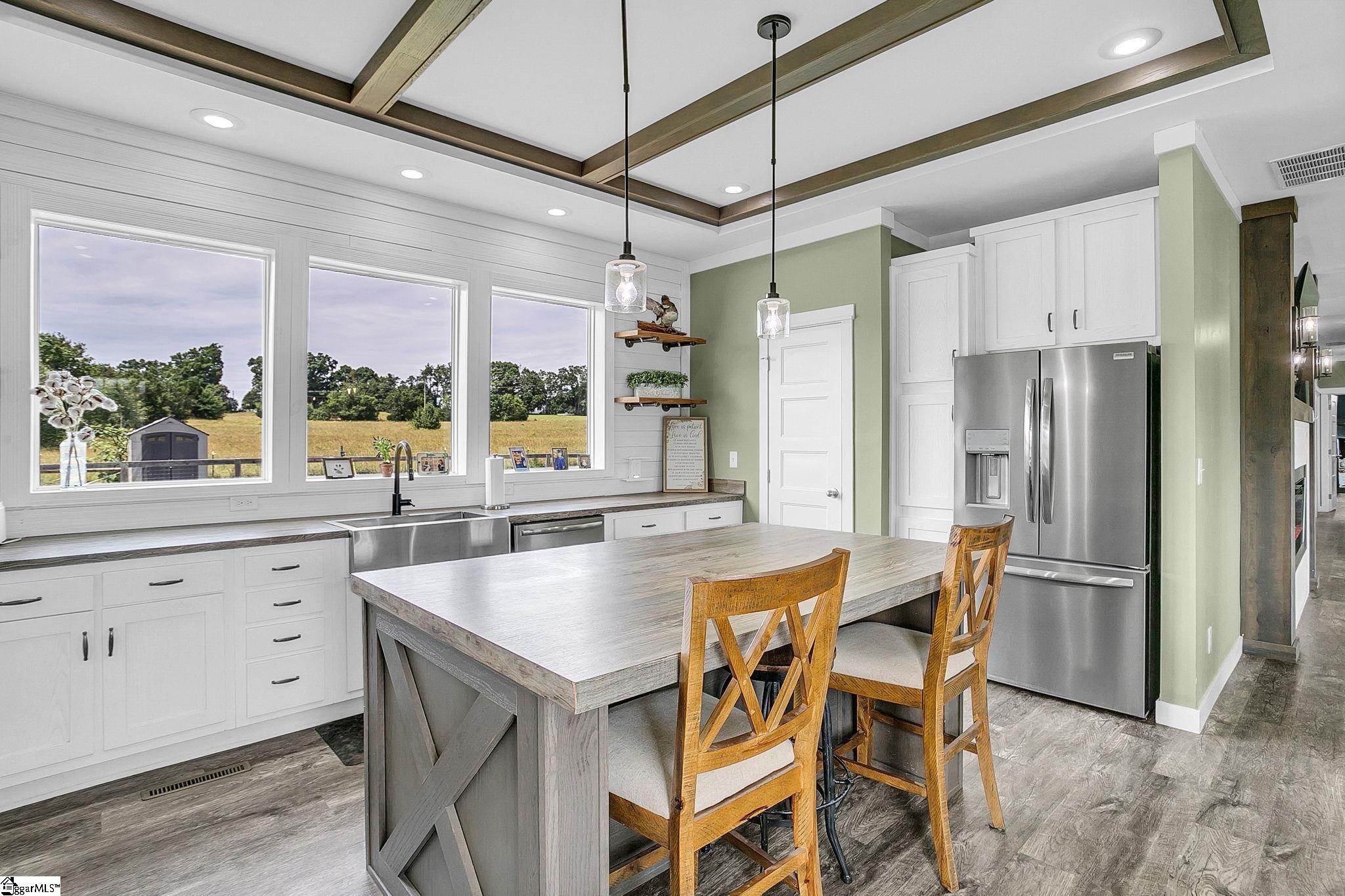 615 Wilson Road Central, SC 29630 - Photo 5 of 48