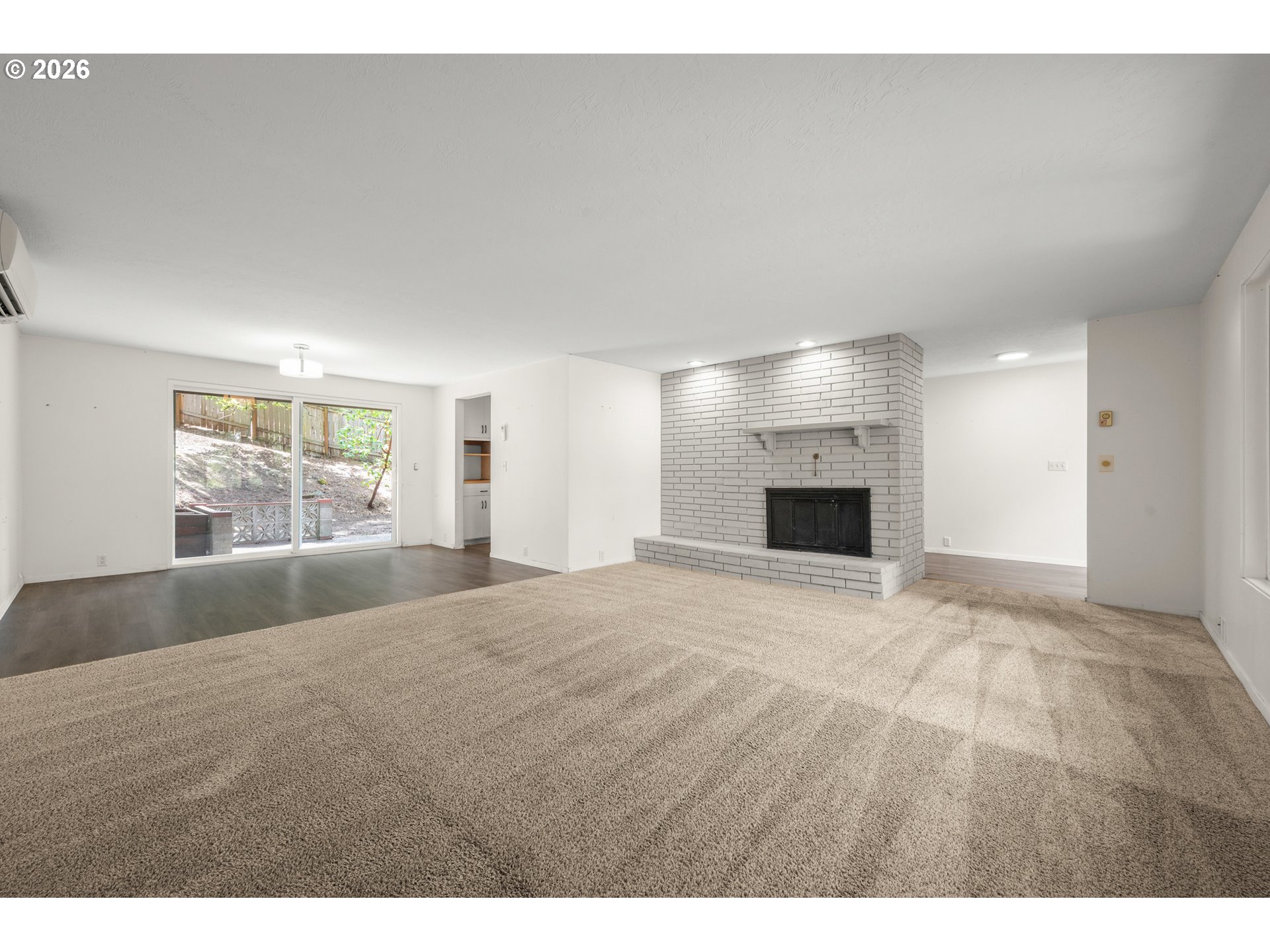 5329 Donald Street Eugene, OR 97405 - Photo 7 of 48