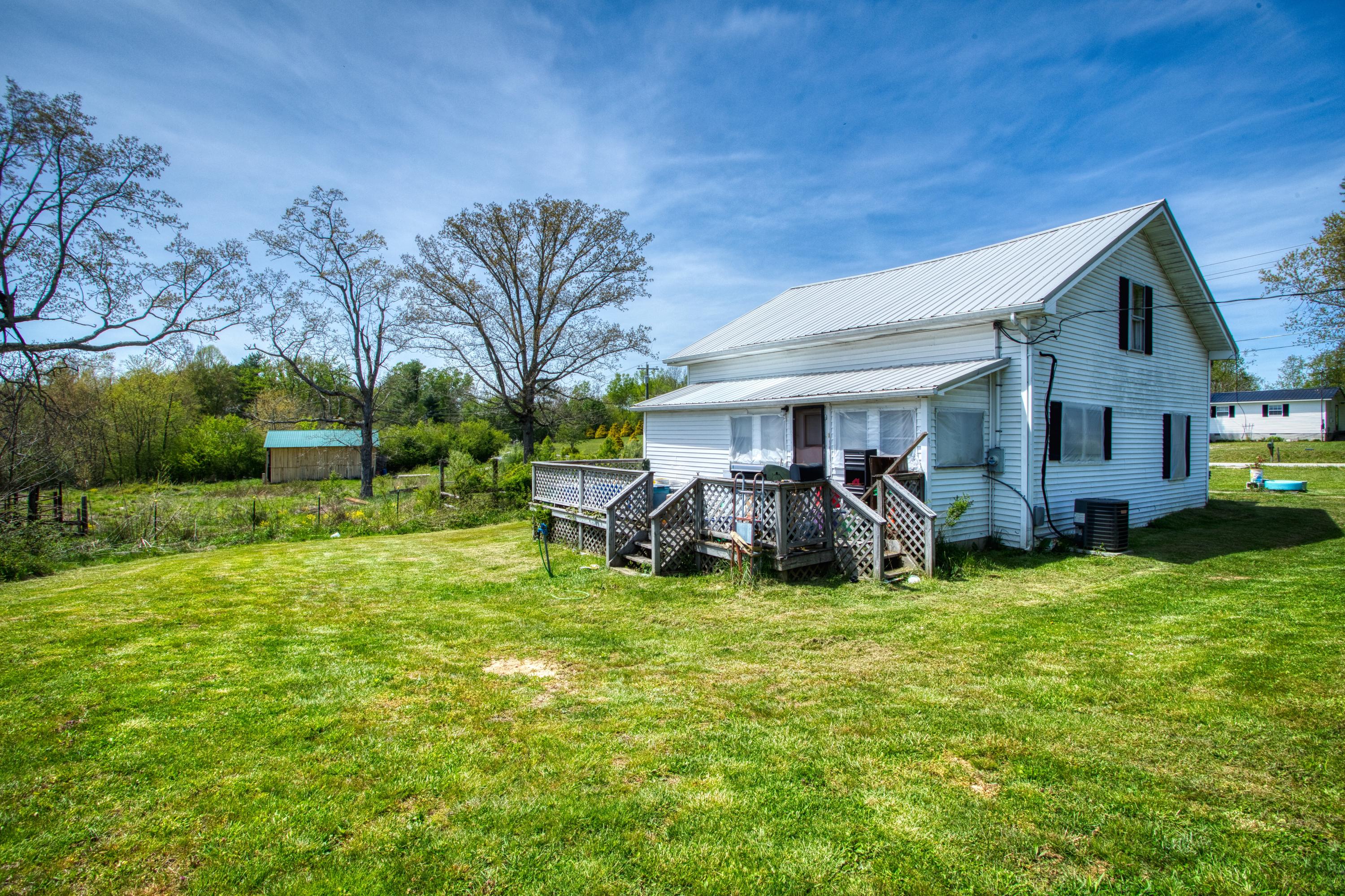 4126 Round Mountain Road Jamestown, TN 38556 - Photo 24 of 31 EK3A5850