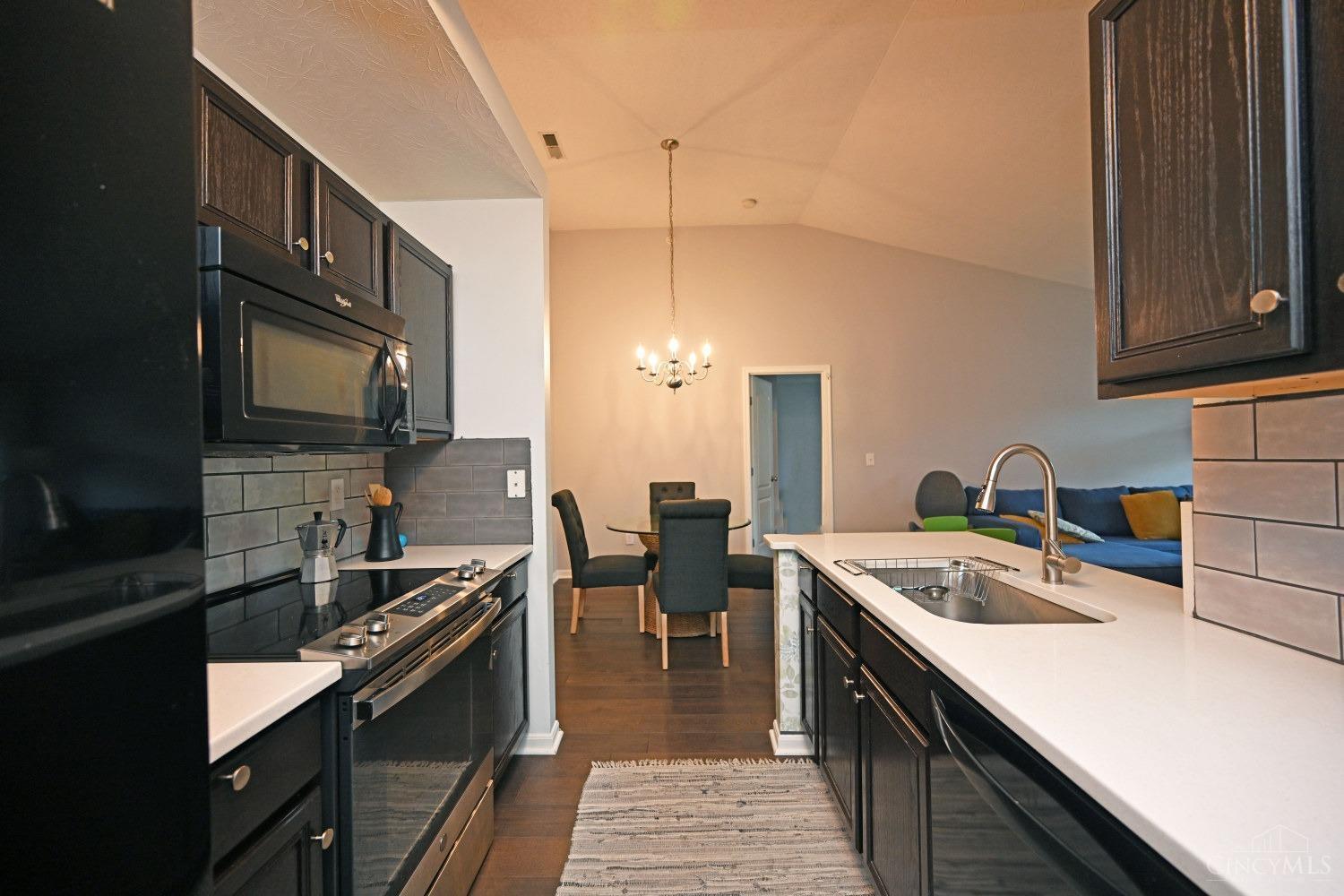 3408 North Bend Road Cincinnati, OH 45247 - Photo 20 of 44