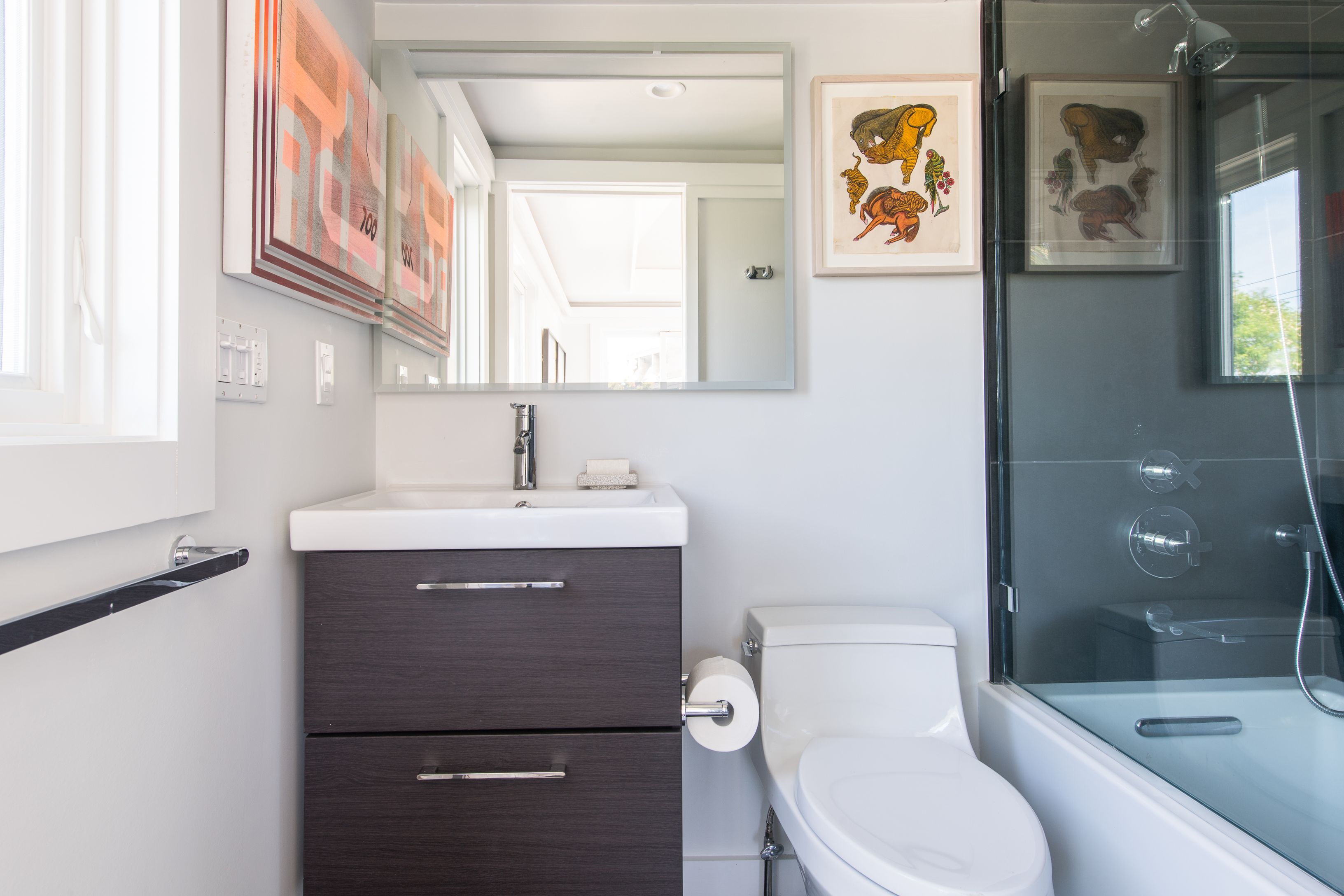 383 Cranberry Hole Road Amagansett, NY 11930 - Photo 21 of 32 a bathroom with a sink toilet and shower