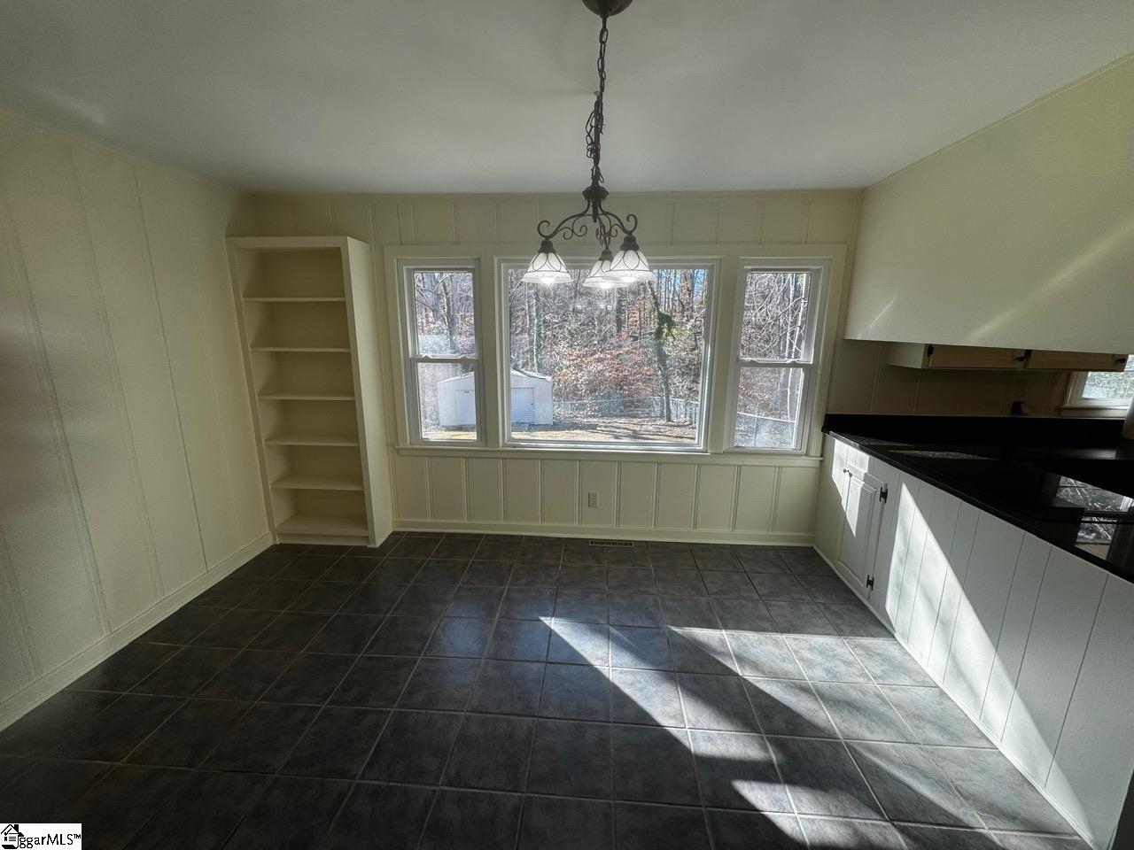 106 Woodview Drive Laurens, SC 29360 - Photo 26 of 46