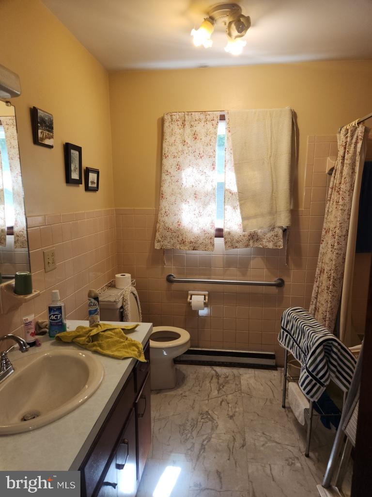 2002 Bridge Road Lancaster, PA 17602 - Photo 16 of 19