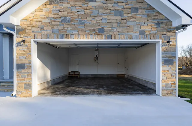 $369,000 | 64 Tailwinds Court, Pikeville, TN 37367