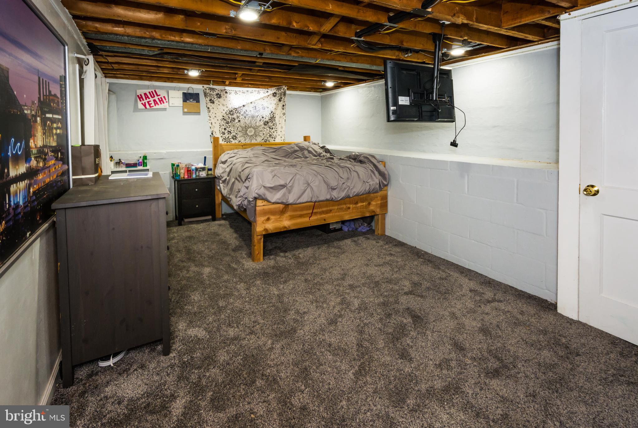 1725 Burnham Road Baltimore, MD 21222 - Photo 35 of 42 Gallery Image 35