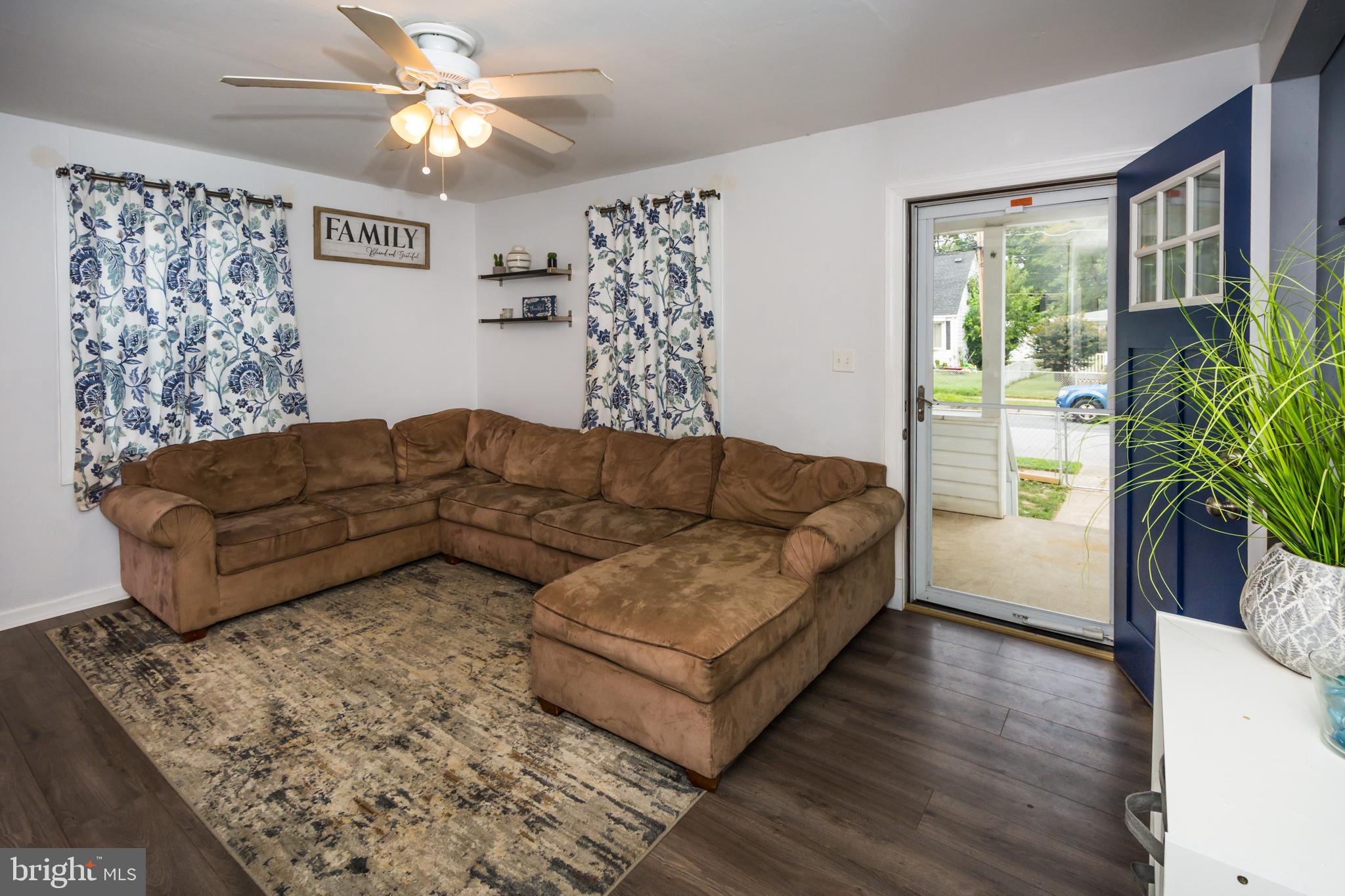 1725 Burnham Road Baltimore, MD 21222 - Photo 7 of 42 Gallery Image 7