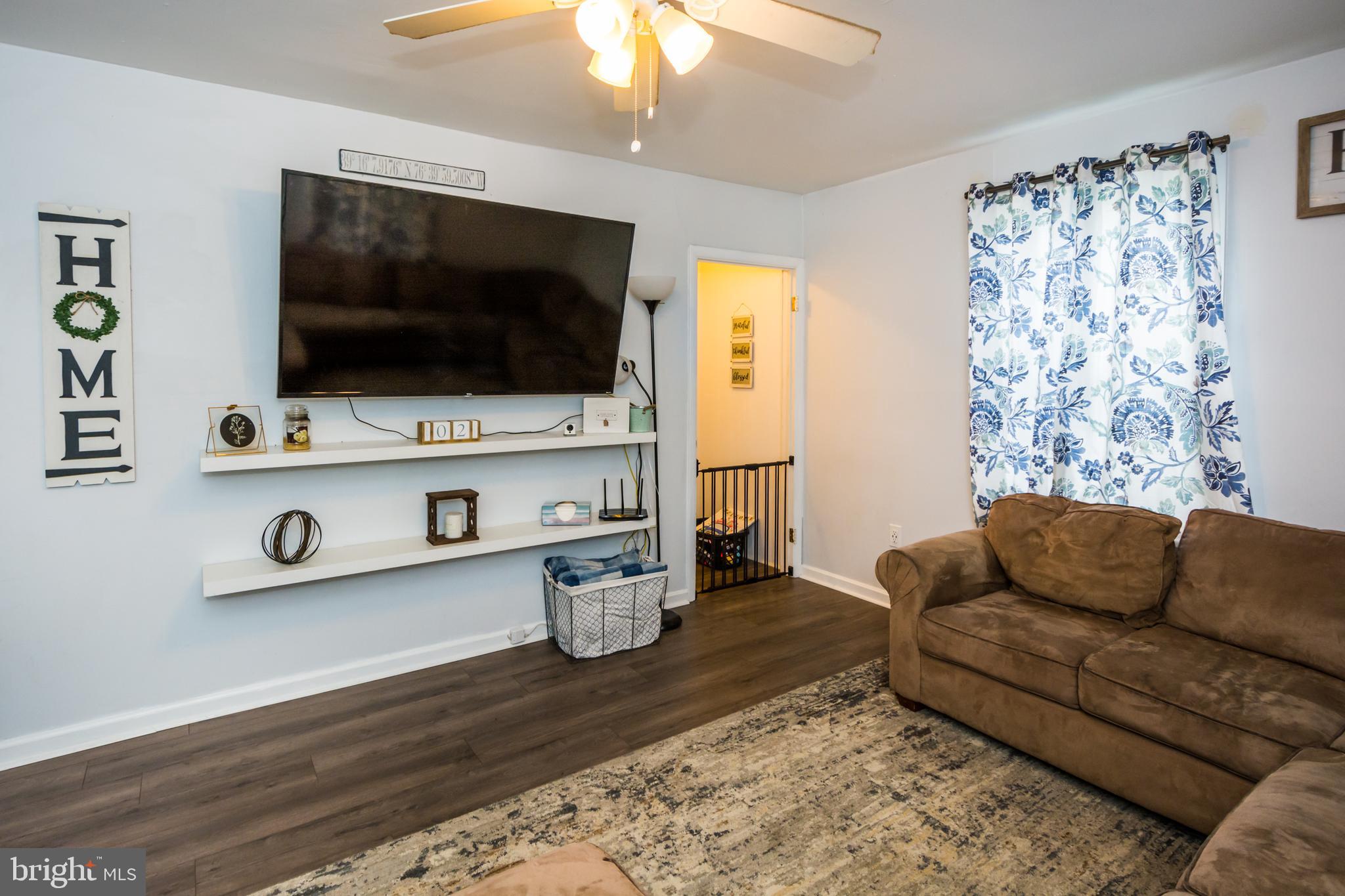 1725 Burnham Road Baltimore, MD 21222 - Photo 9 of 42 Gallery Image 9