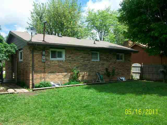 3501 West Devon Road Muncie, IN 47304 - Photo 2 of 12