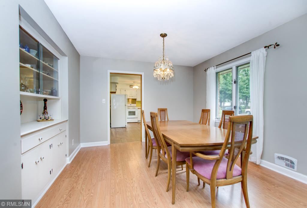 1879 Simpson Street Falcon Heights, MN 55113 - Photo 5 of 25 Gallery Image 5