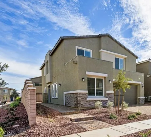 $3,200 | 530 Preston Crst Street, Henderson, NV 89011