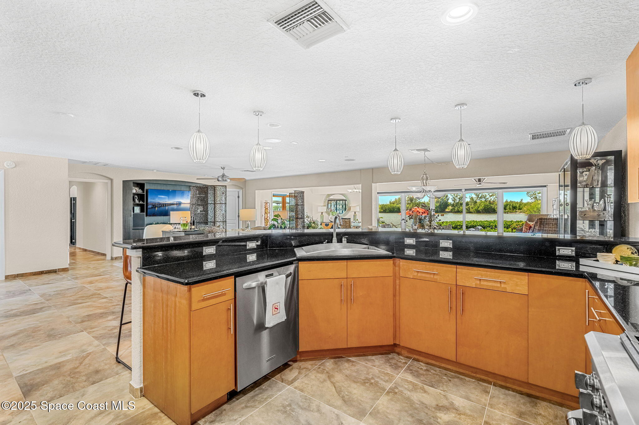561 Capri Road Cocoa Beach, FL 32931 - Photo 7 of 82 18-web-or-mls-DSC08397-HDR