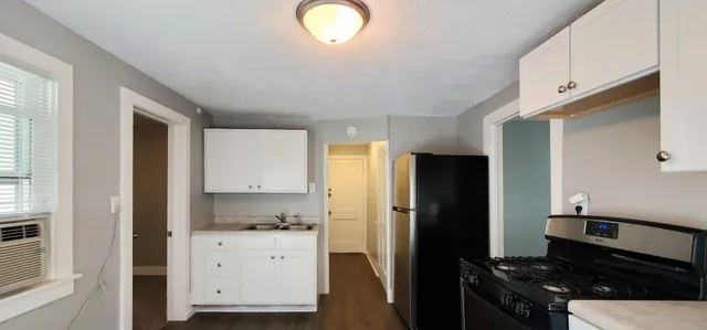 $1,200 | 414 Oneida Street, Unit 2, Joliet, IL 60435