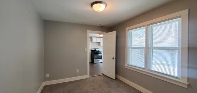 $1,200 | 414 Oneida Street, Unit 2, Joliet, IL 60435