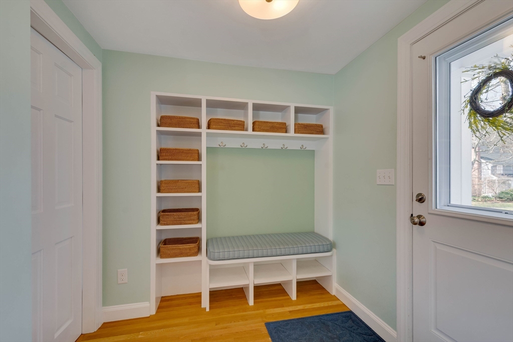 20 Dunbarton Road Needham, MA 02492 - Photo 21 of 35