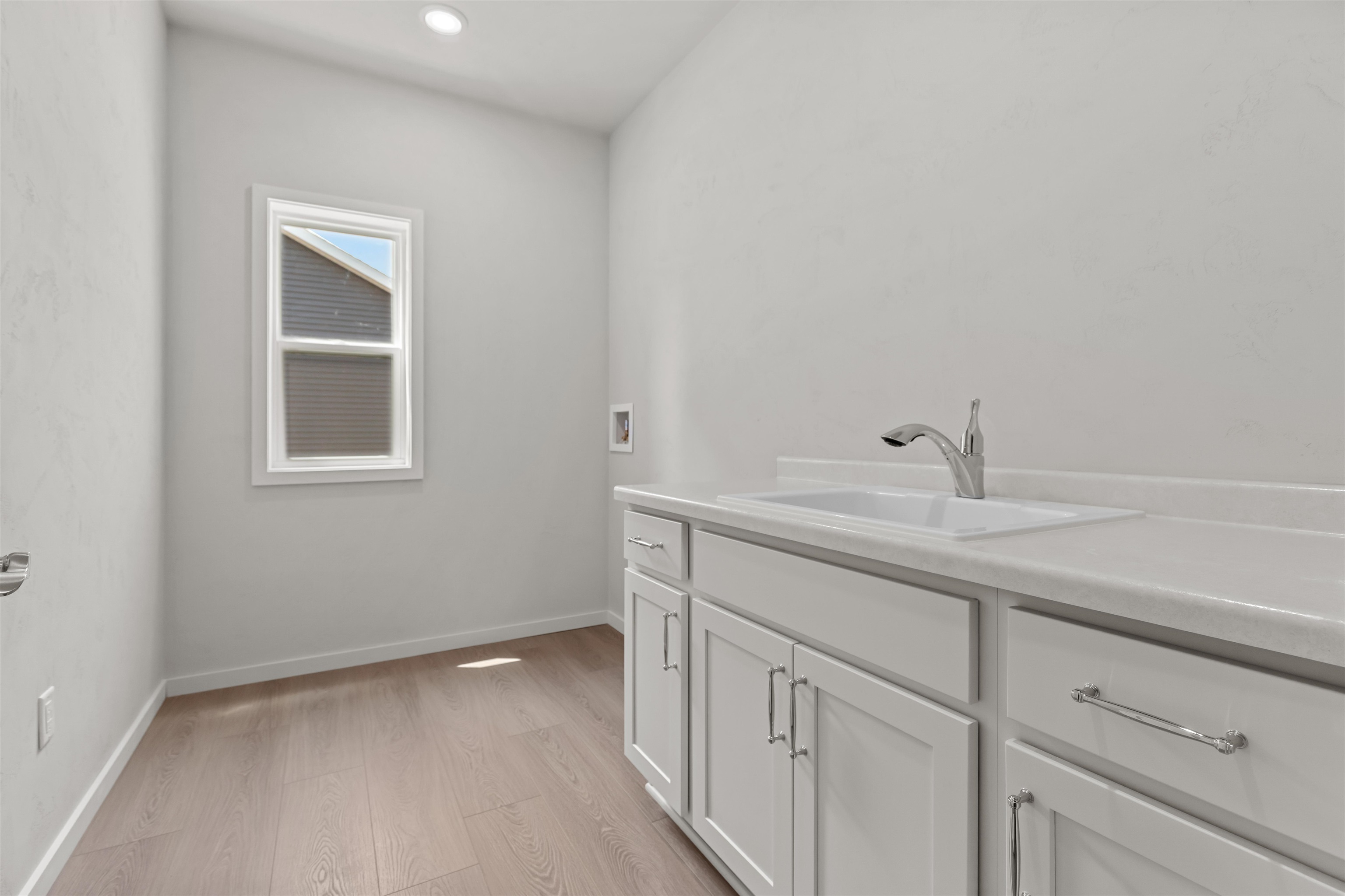 3601 Gladiolus Place Appleton, WI 54913 - Photo 5 of 37