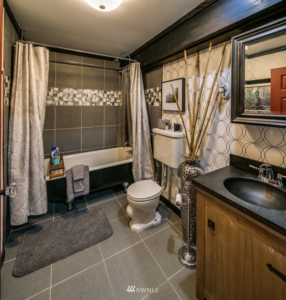 5925 Schornbush Road Deming, WA 98244 - Photo 18 of 25 Gallery Image 18