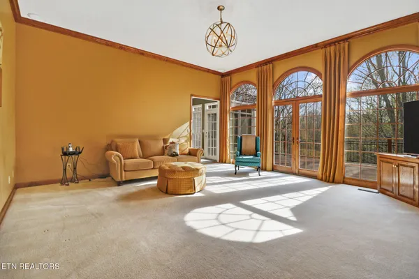 $895,000 | 111 Charity Lane, Jamestown, TN 38556