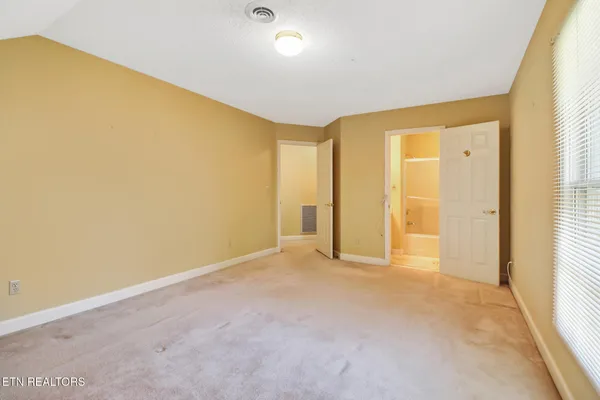 $895,000 | 111 Charity Lane, Jamestown, TN 38556