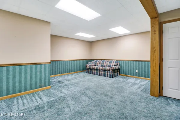 $895,000 | 111 Charity Lane, Jamestown, TN 38556