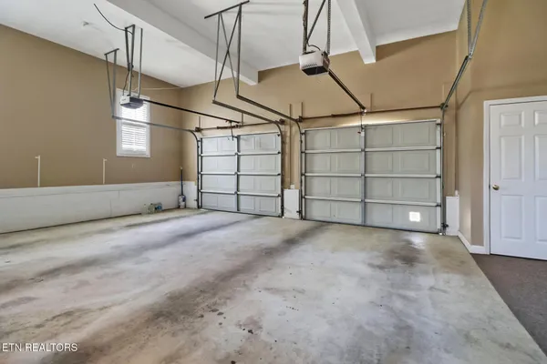 $895,000 | 111 Charity Lane, Jamestown, TN 38556