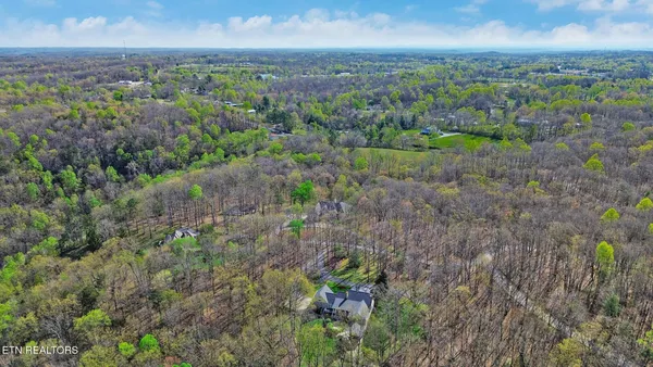 $895,000 | 111 Charity Lane, Jamestown, TN 38556