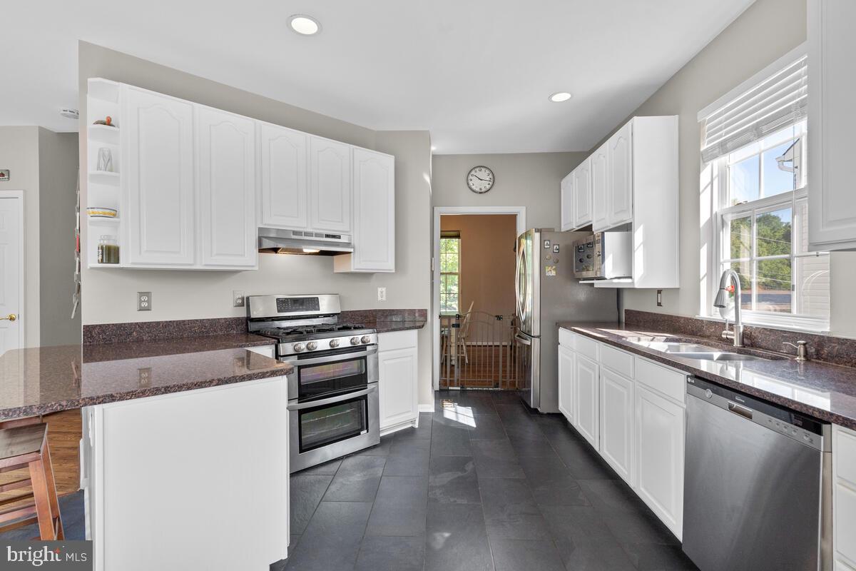 1314 Wheaton Lane Silver Spring, MD 20902 - Photo 11 of 40 Kitchen
