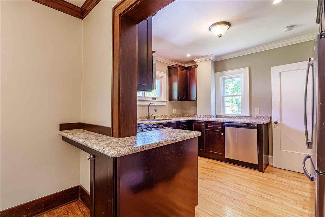 130 Fairfax Road Rochester, NY 14609 - Photo 17 of 47