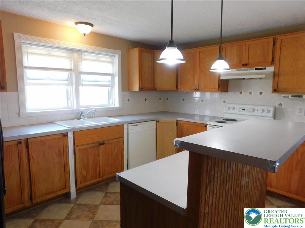 133 Roth Avenue Hellertown, PA 18055 - Photo 20 of 45 Gallery Image 20