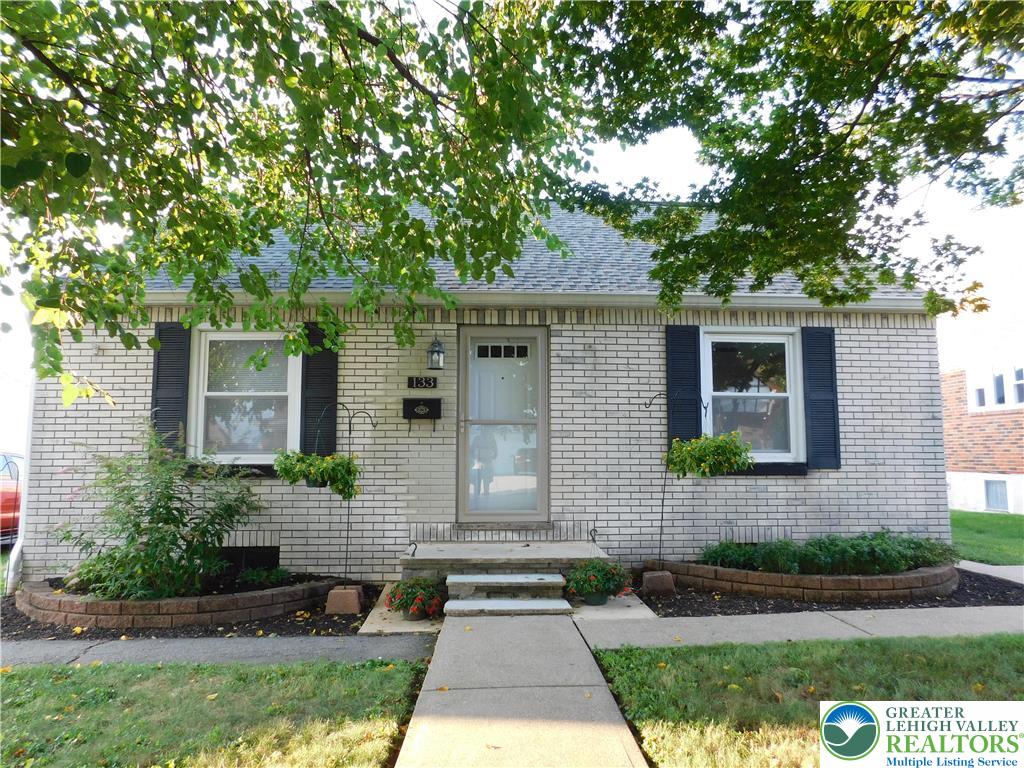 133 Roth Avenue Hellertown, PA 18055 - Photo 3 of 45 Gallery Image 3