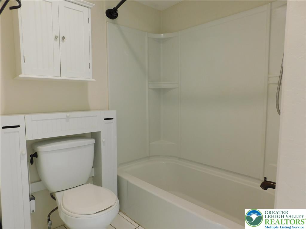 133 Roth Avenue Hellertown, PA 18055 - Photo 31 of 45 Gallery Image 31