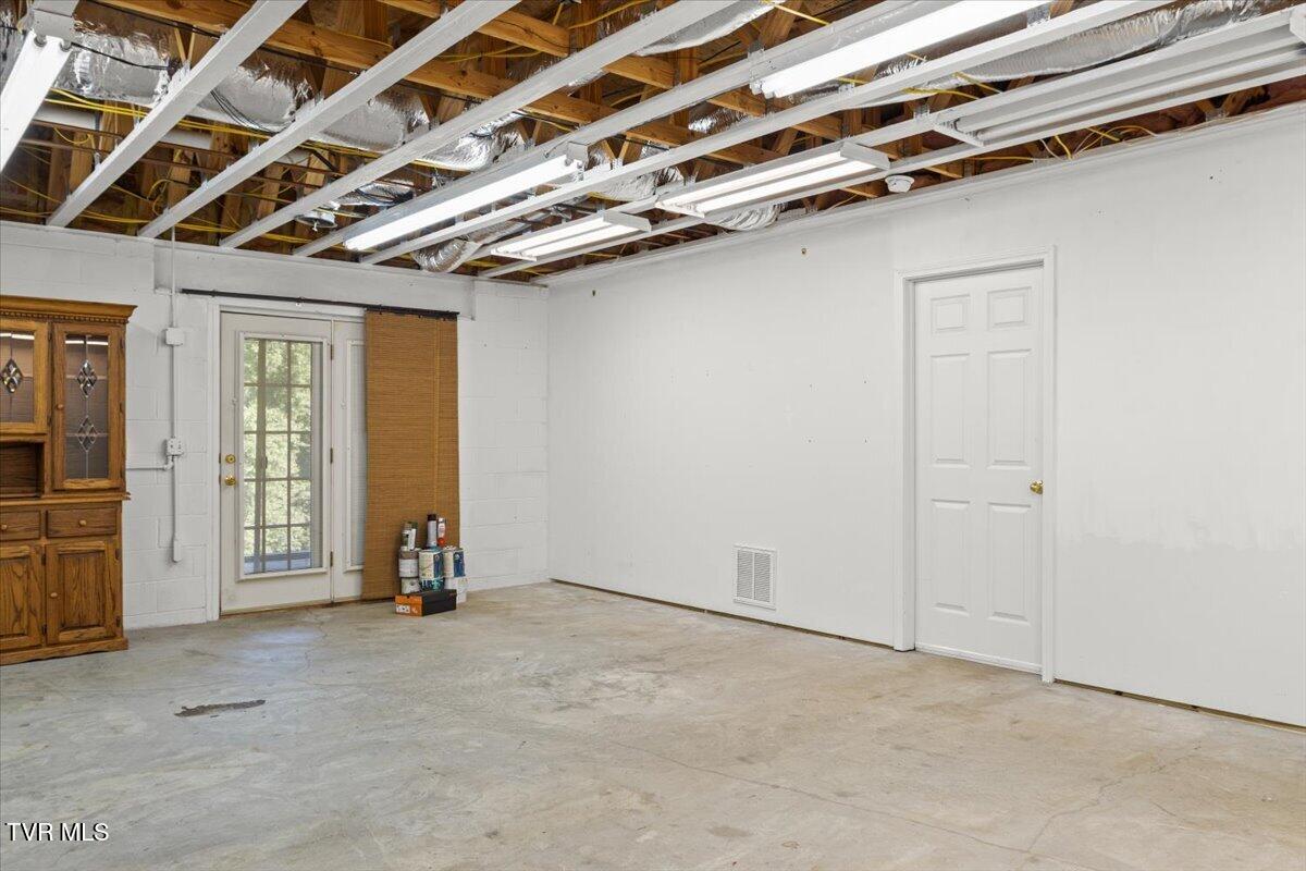 511 Headtown Road Jonesborough, TN 37659 - Photo 37 of 61 43-Basement