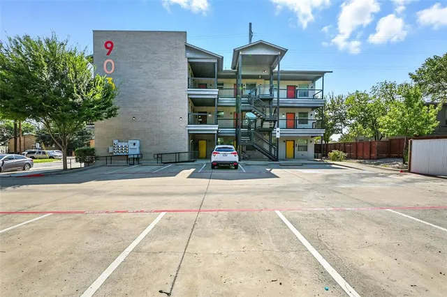 $1,100 | 903 Fannin Street, Unit 101, Denton, TX 76201