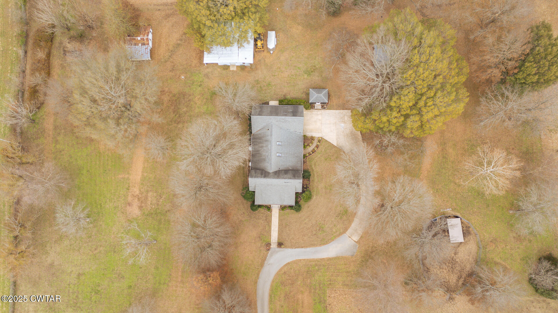 944 McKnight Street Rutherford, TN 38369 - Photo 55 of 73 a bathroom with a shower