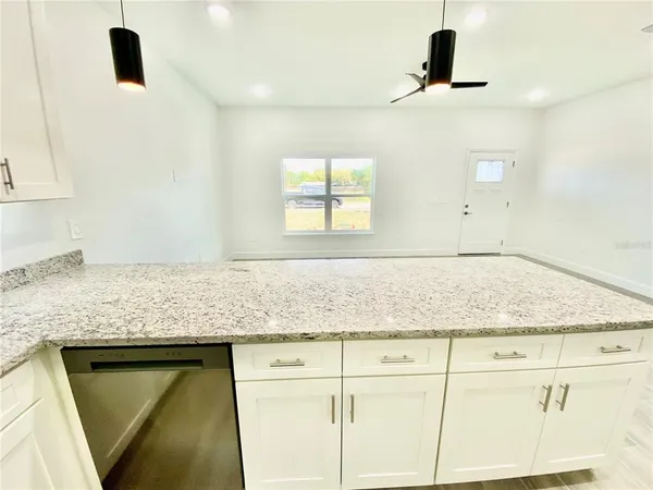 $2,400 | 10008 Massey Street, Orlando, FL 32825