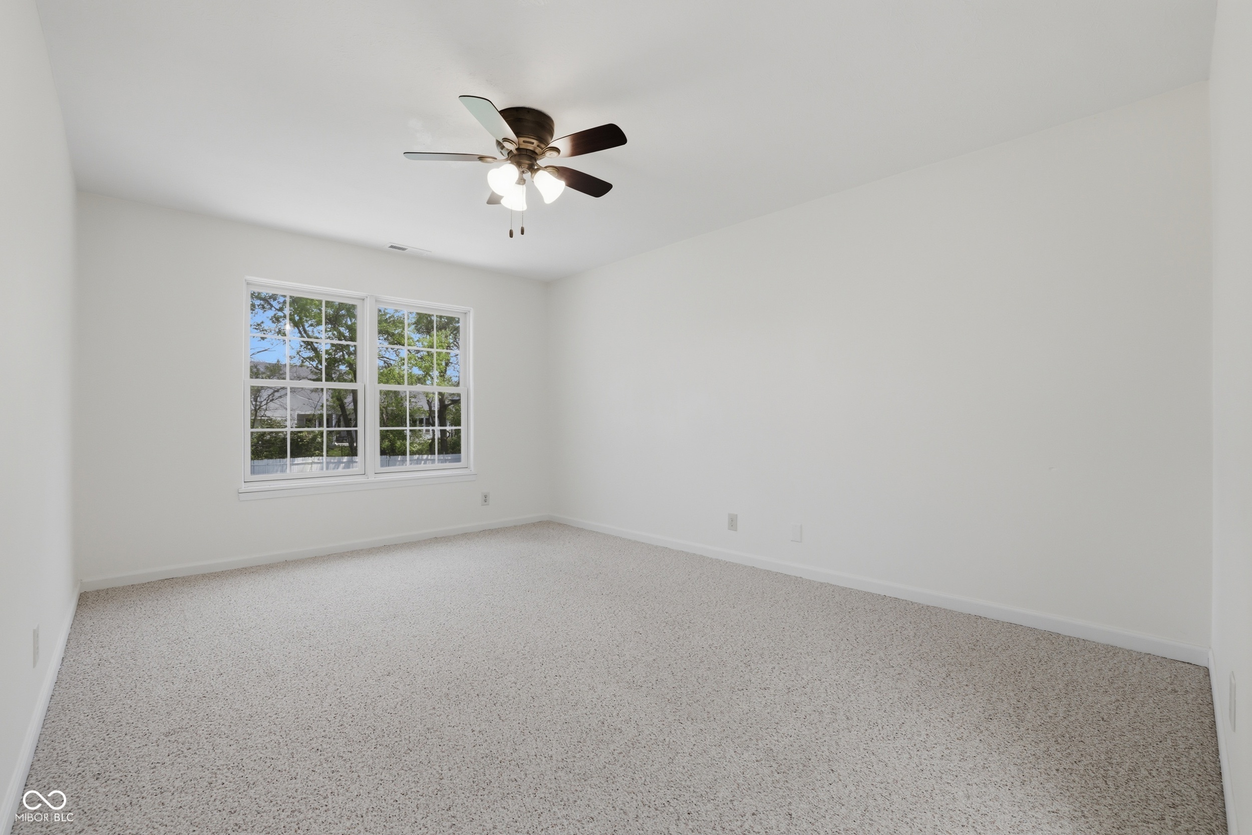 12423 Ensley Place Fishers, IN 46038 - Photo 11 of 36