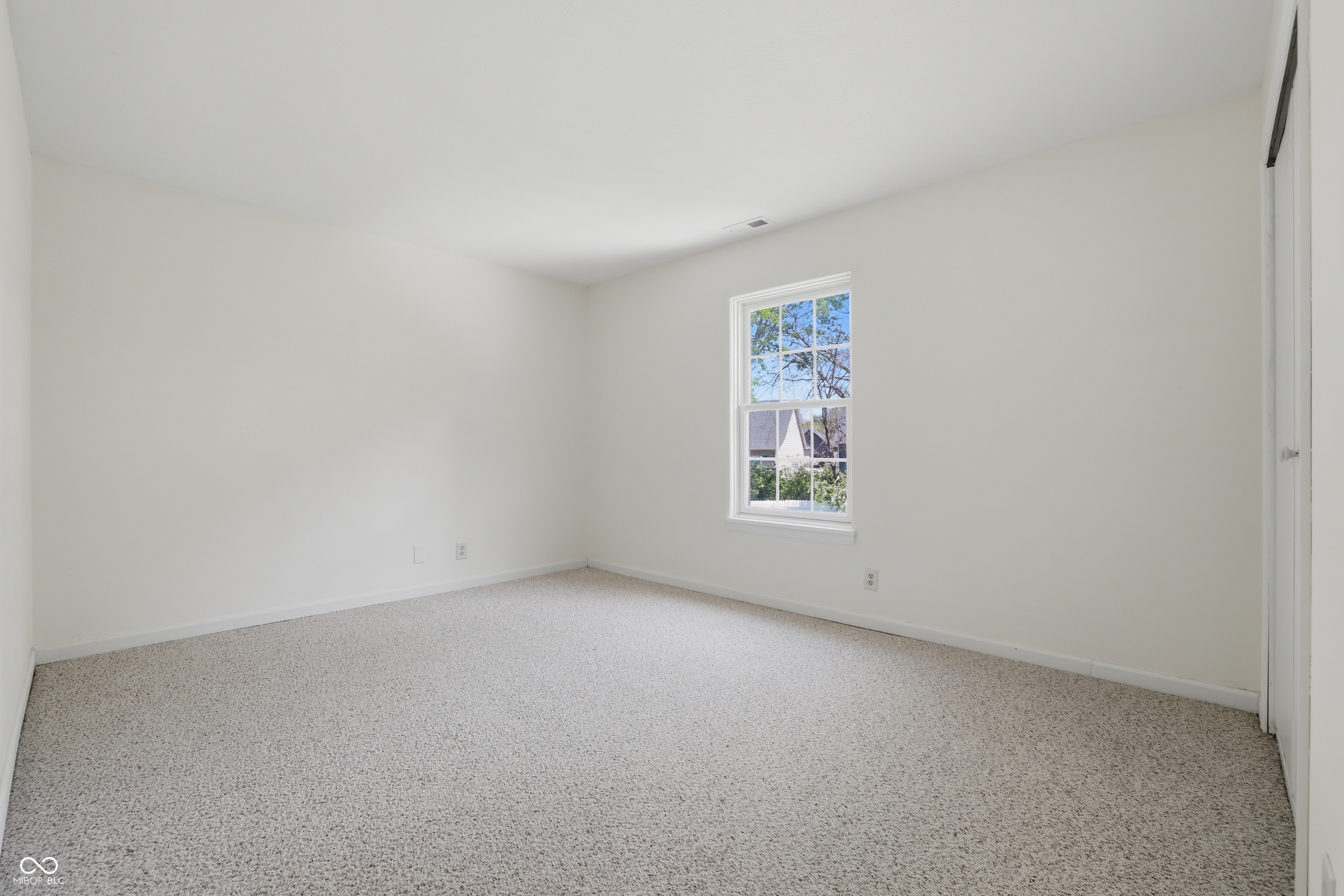 12423 Ensley Place Fishers, IN 46038 - Photo 16 of 36
