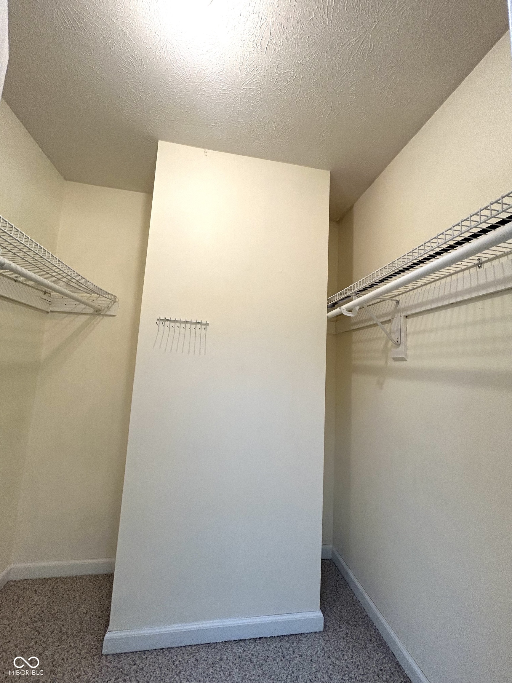 12423 Ensley Place Fishers, IN 46038 - Photo 19 of 34