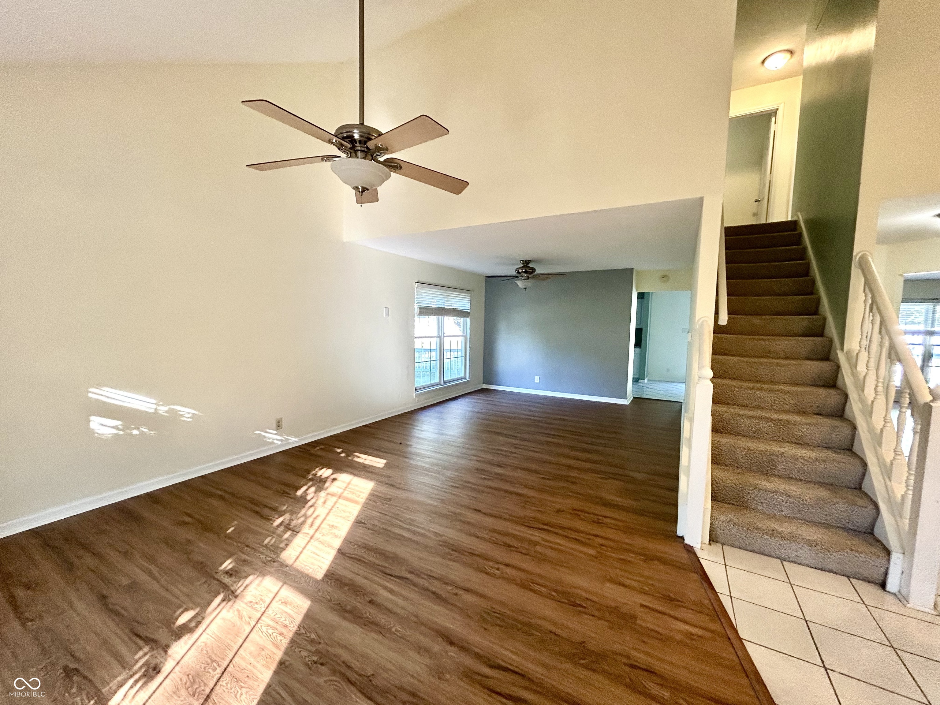 12423 Ensley Place Fishers, IN 46038 - Photo 3 of 34