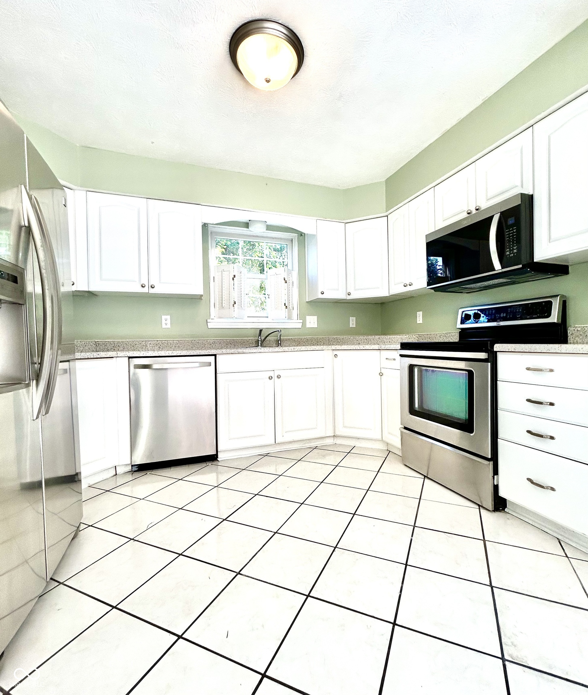 12423 Ensley Place Fishers, IN 46038 - Photo 9 of 34