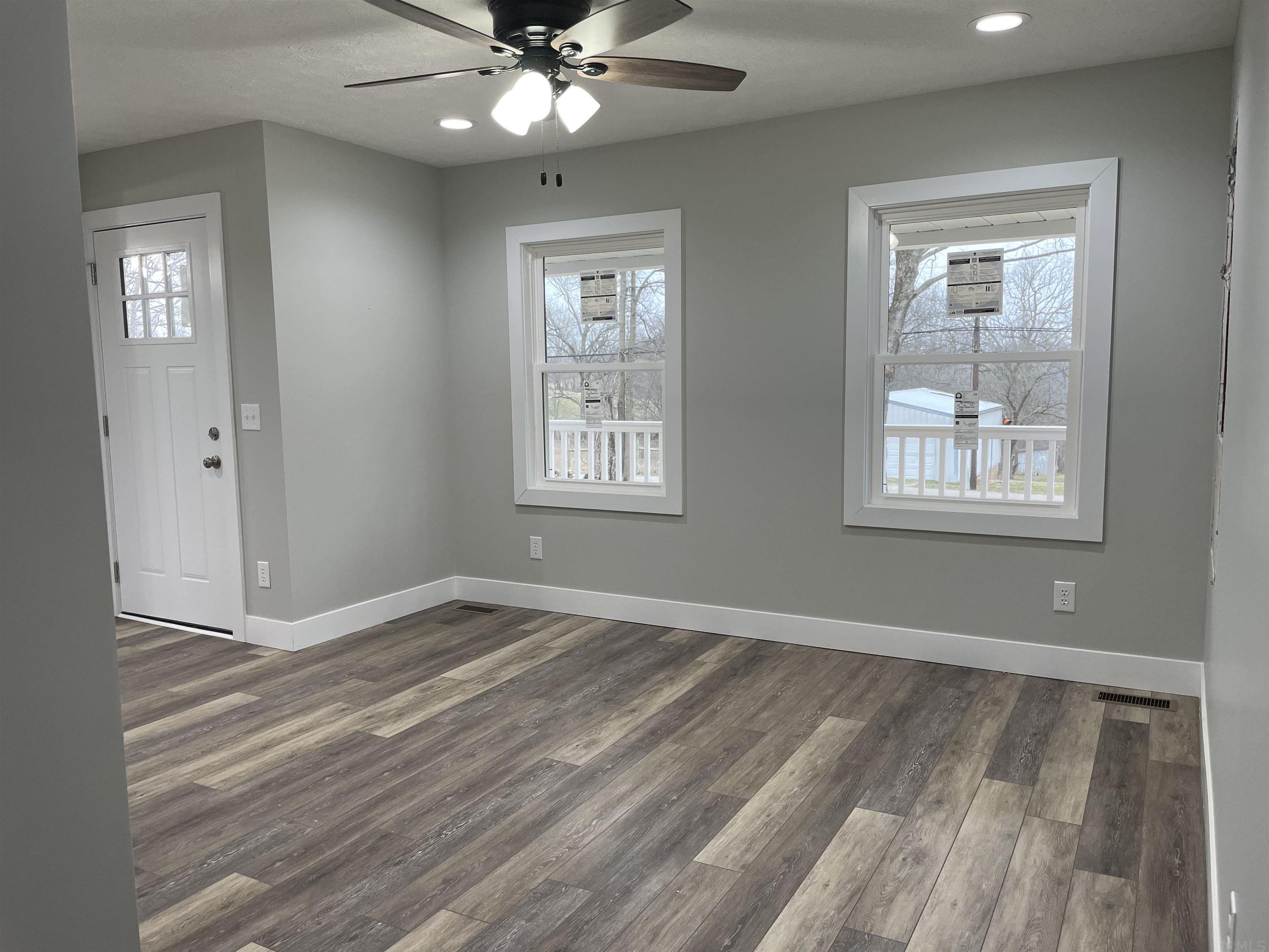 1089 Hayes Road Bedford, IN 47421 - Photo 7 of 15