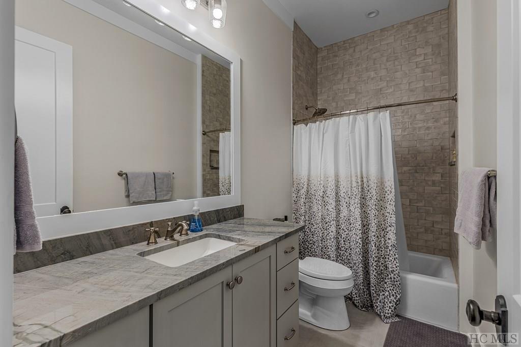 809 Flagstone Road Sapphire, NC 28774 - Photo 22 of 31 Gallery Image 22