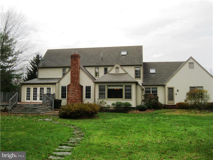 532 Bartram Road Moorestown, NJ 08057 - Photo 4 of 5 Exterior Back