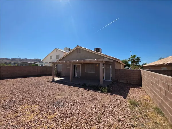 $1,800 | 6674 Jordan River Drive, Las Vegas, NV 89156