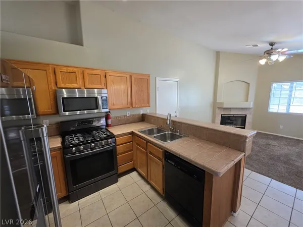 $1,800 | 6674 Jordan River Drive, Las Vegas, NV 89156