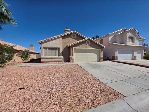 $1,800 | 6674 Jordan River Drive, Las Vegas, NV 89156