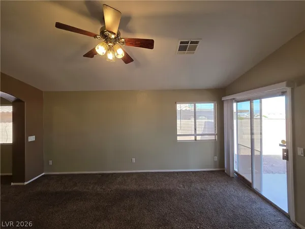 $1,800 | 6674 Jordan River Drive, Las Vegas, NV 89156