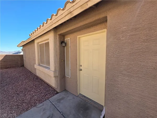$1,800 | 6674 Jordan River Drive, Las Vegas, NV 89156