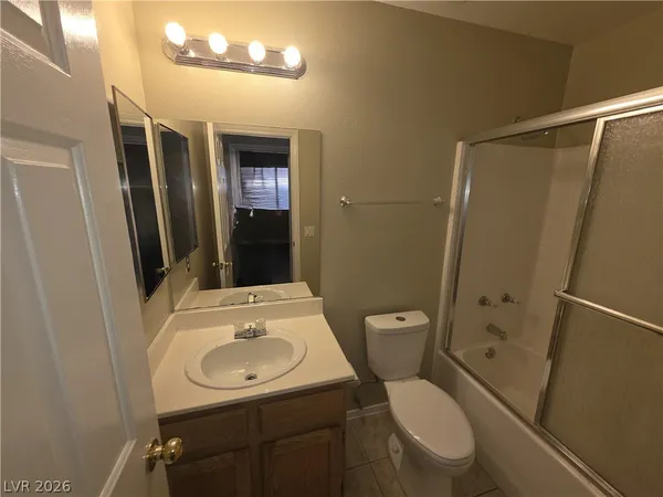 $1,800 | 6674 Jordan River Drive, Las Vegas, NV 89156
