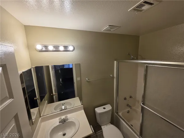 $1,800 | 6674 Jordan River Drive, Las Vegas, NV 89156