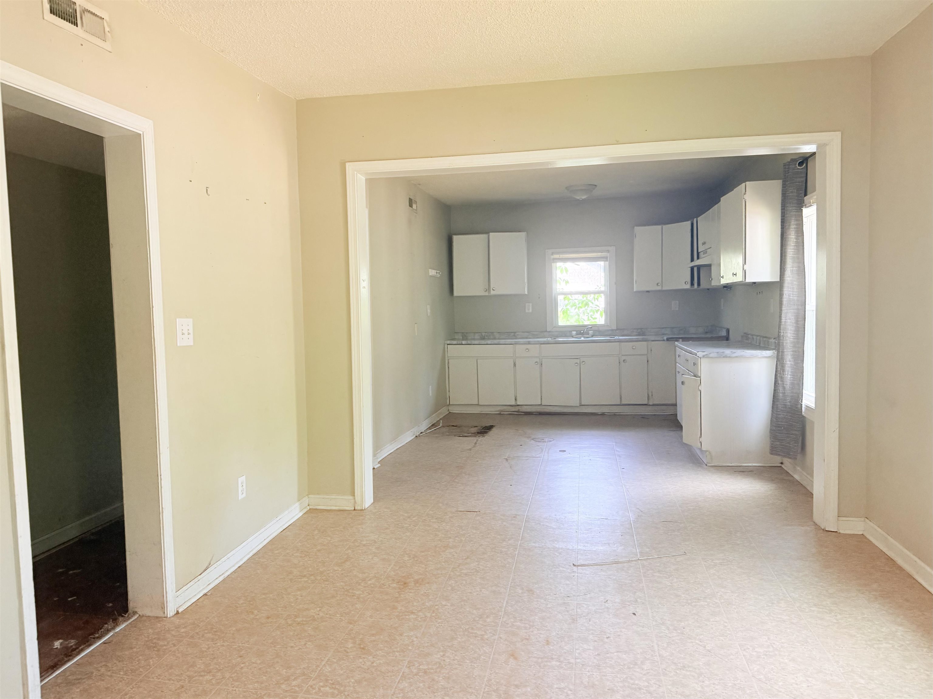 1512 Racepath Avenue Conway, SC 29526 - Photo 2 of 12